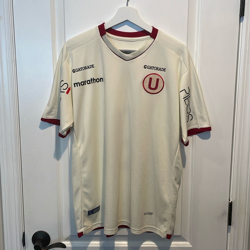 Universitario 2018 Hone Shirt.